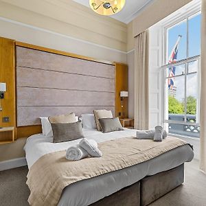 Invicta Hotel
